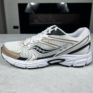 Saucony Ride Millennium Shoes Men’s Size 7.5 Women’s 9 White Gold Daily Sneakers